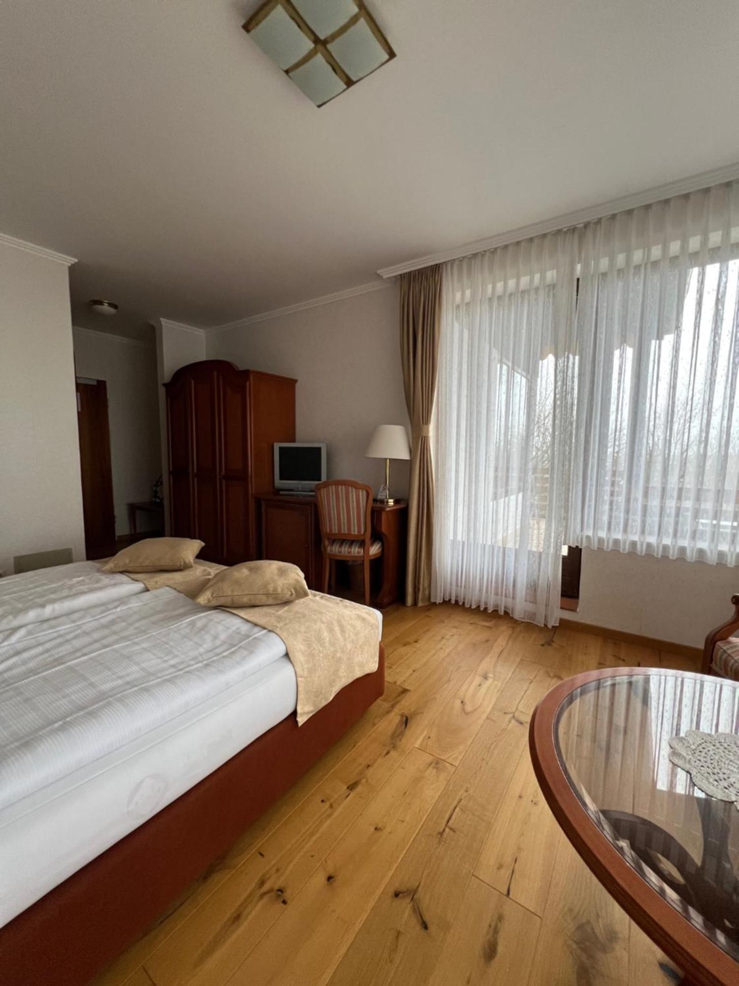 באד סוברנהיים Parkhotel Maasberg מראה חיצוני תמונה